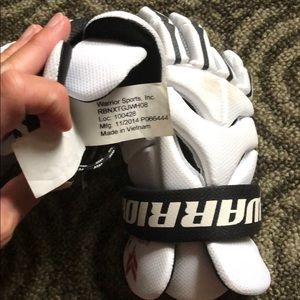 Warrior lacrosse gloves